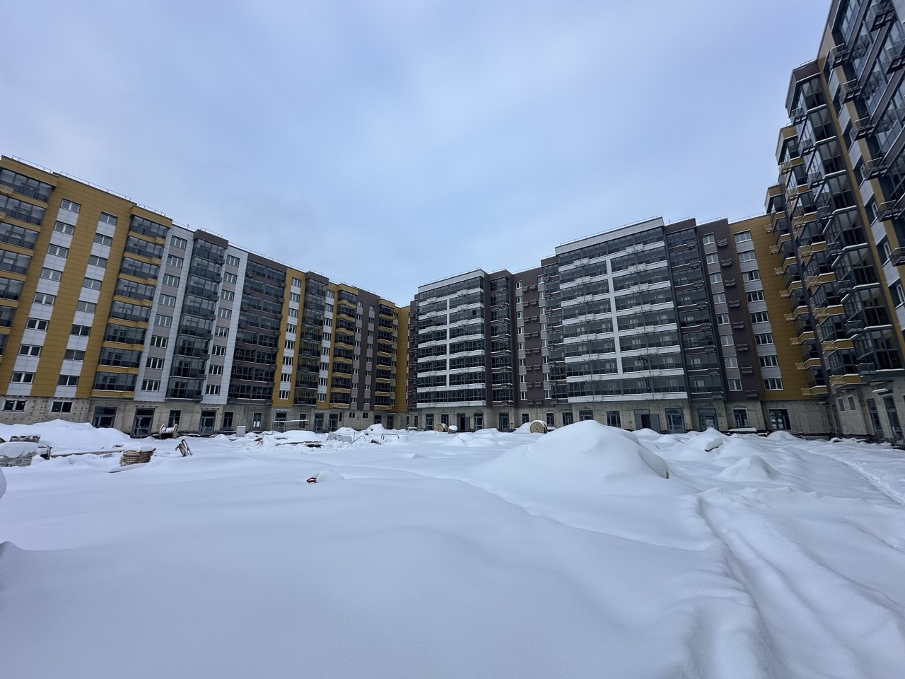 Галерея